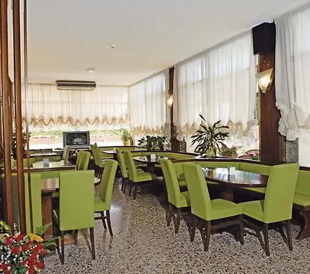 Hotel Vienna